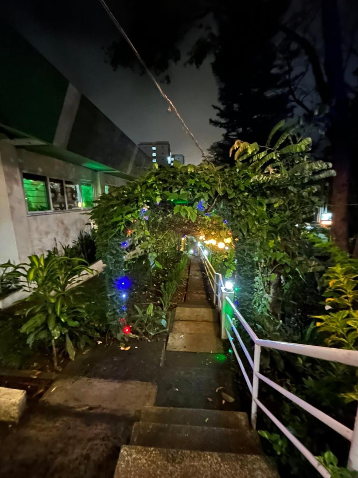All Care Bed And Breakfast 大雅台 外观 照片